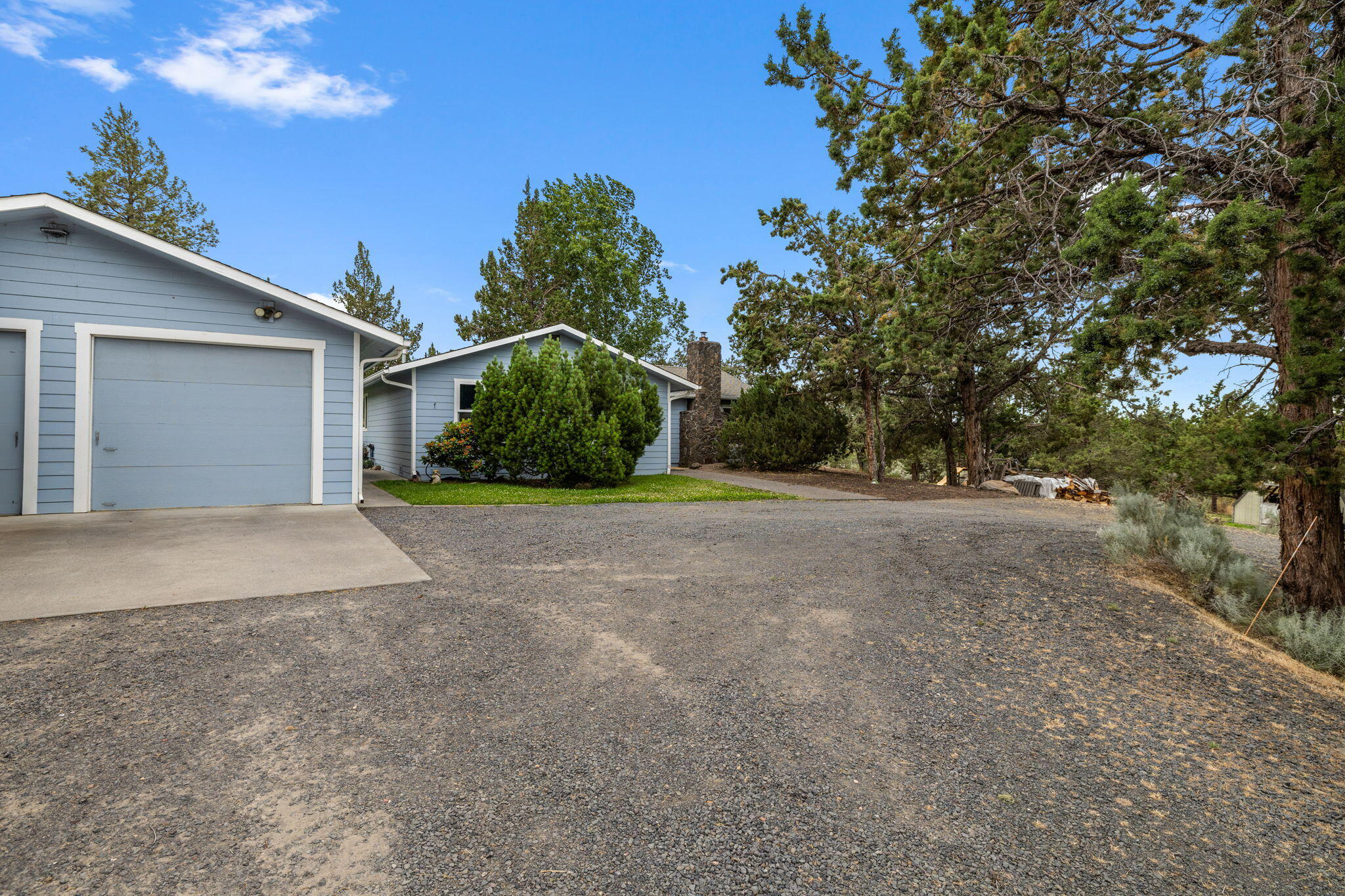 371 Southeast Hering Road Madras, OR 97741 - Photo 29 of 44 2024_06_26_371_se_hering_road_madras-1