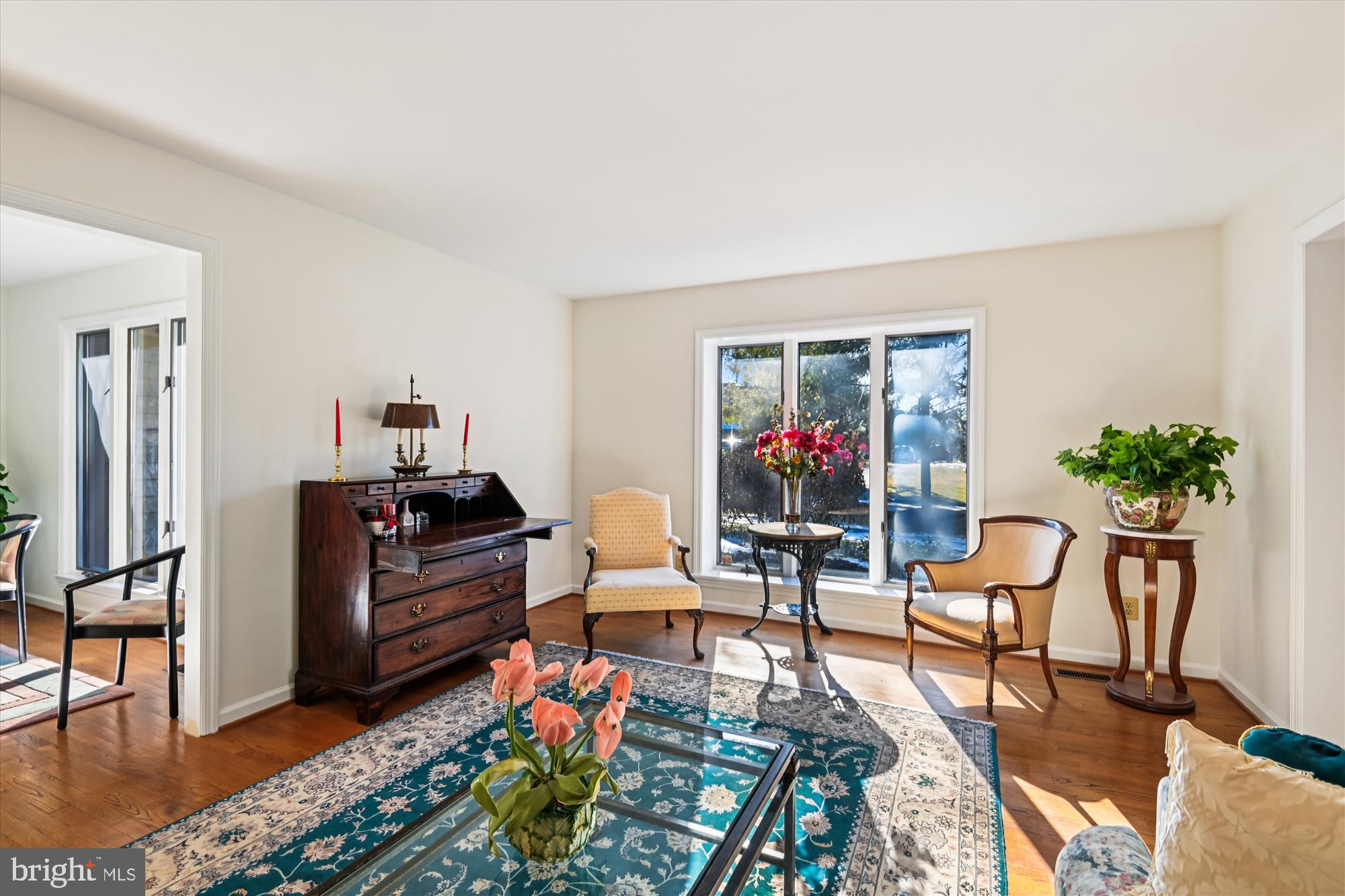 73 Seminary Farm Road Lutherville-Timonium, MD 21093 - Photo 9 of 93 Living room