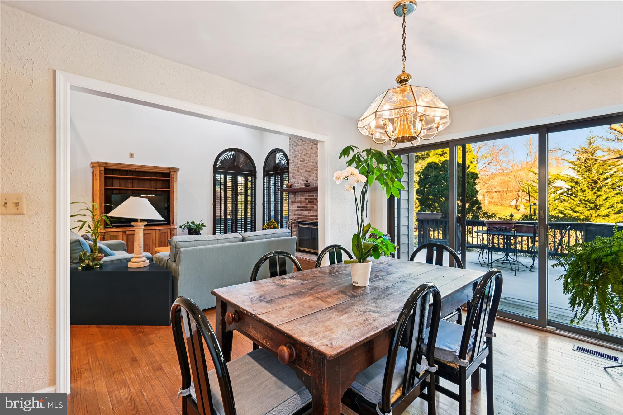 73 Seminary Farm Road Lutherville-Timonium, MD 21093 - Photo 23 of 93 Breakfast area of kitchen