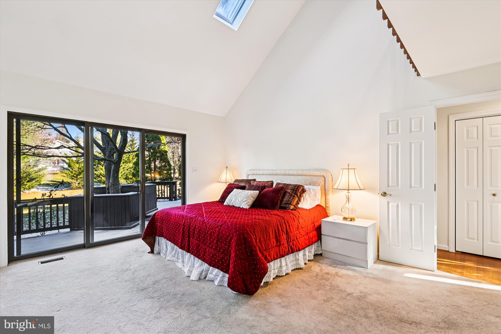 73 Seminary Farm Road Lutherville-Timonium, MD 21093 - Photo 35 of 93 Main level primary suite