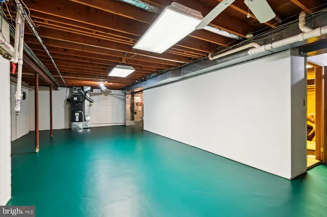 $1,095,000 | 73 Seminary Farm Road, Lutherville-Timonium, MD 21093