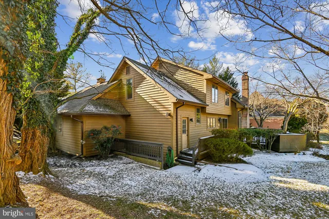 $1,095,000 | 73 Seminary Farm Road, Lutherville-Timonium, MD 21093