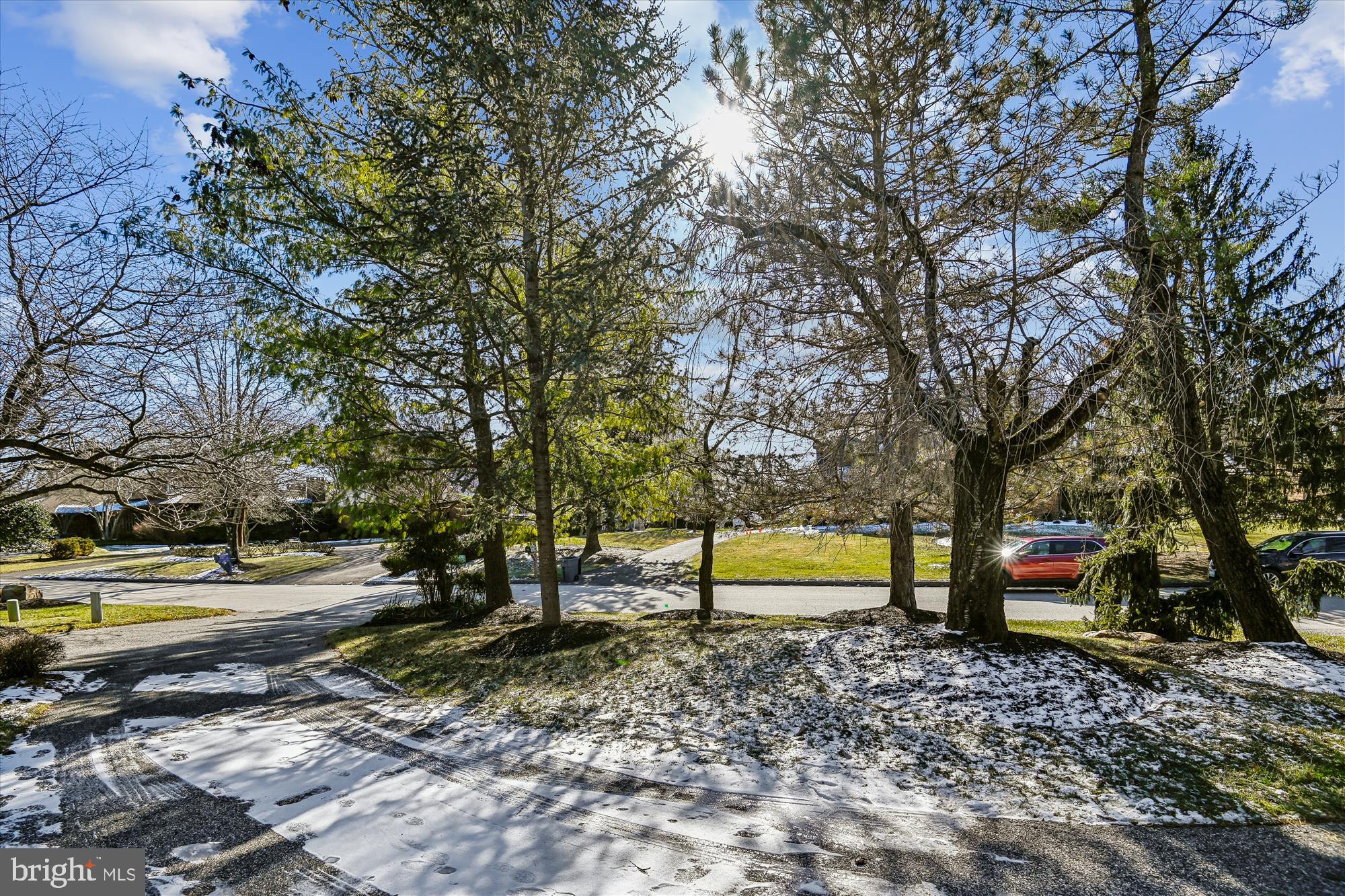 73 Seminary Farm Road Lutherville-Timonium, MD 21093 - Photo 85 of 93 Semi circular driveway