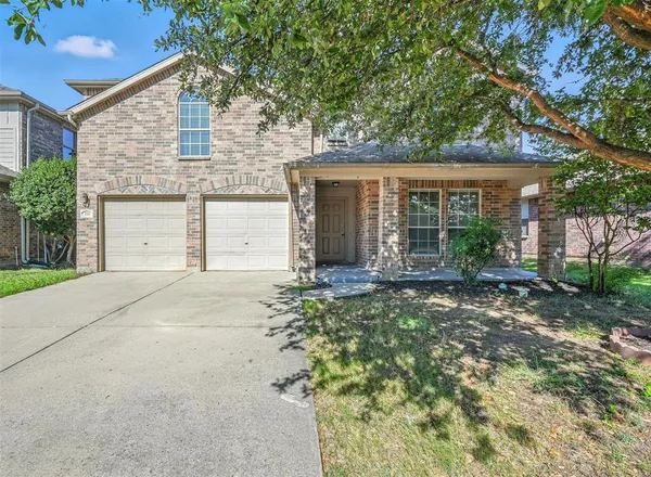 $2,750 | 224 Bluefinch Drive, Little Elm, TX 75068
