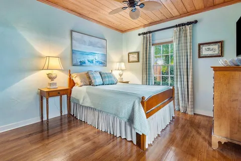 $2,399,990 | 521 North Swinton Avenue, Delray Beach, FL 33444
