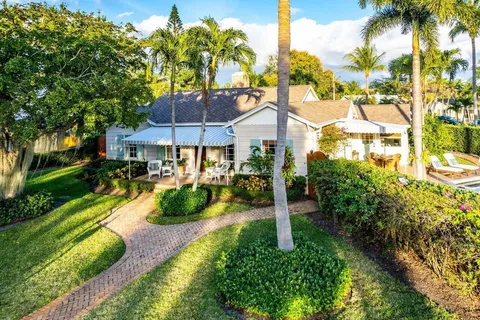 $2,399,990 | 521 North Swinton Avenue, Delray Beach, FL 33444