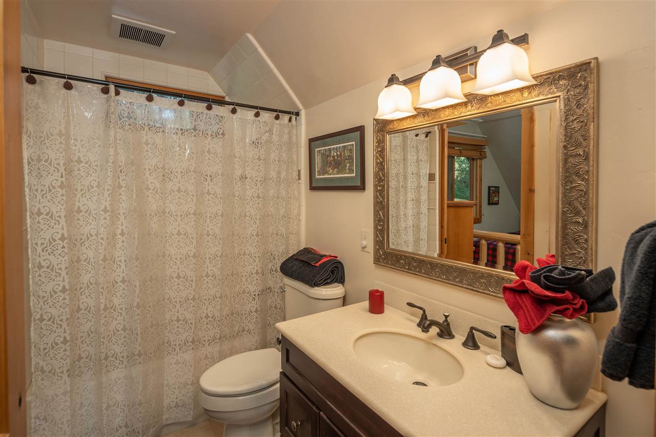 10913 Jeffery Pine Road Truckee, CA 96161 - Photo 15 of 21 Gallery Image 15