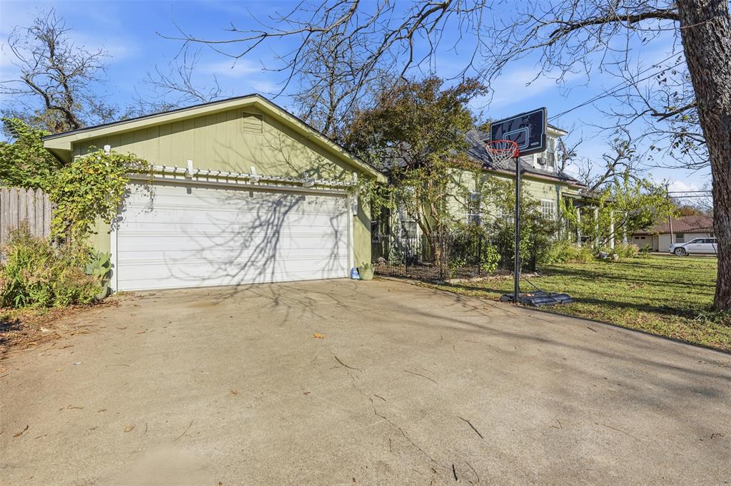 114 S Field Cleburne, TX 76033 - Photo 21 of 23 a view of outdoor space with a swimming pool