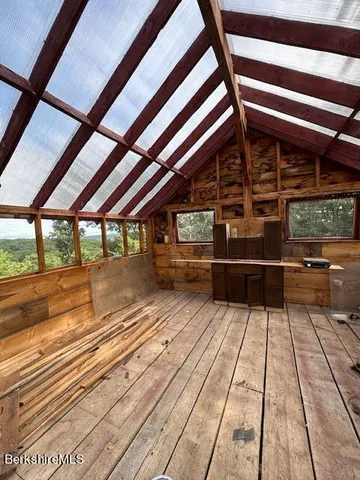 $1,850,000 | 26 A Stonebridge Way, Tyringham, MA 01238