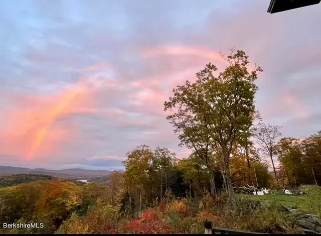 $1,850,000 | 26 A Stonebridge Way, Tyringham, MA 01238