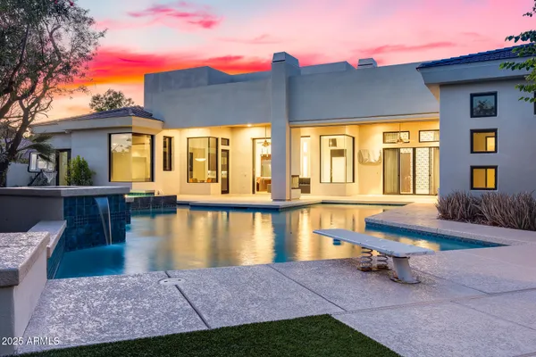 $1,800,000 | 1101 East Warner Road, Unit 117, Tempe, AZ 85284