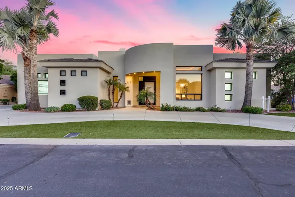 $1,800,000 | 1101 East Warner Road, Unit 117, Tempe, AZ 85284