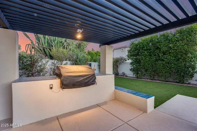 $1,950,000 | 1101 East Warner Road, Unit 117, Tempe, AZ 85284