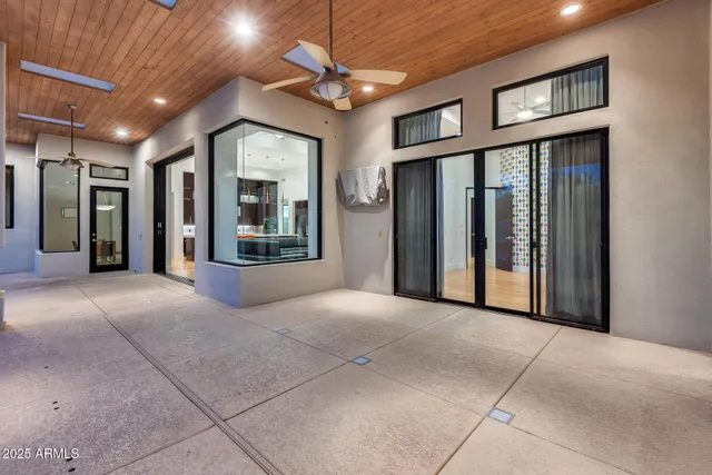 $1,950,000 | 1101 East Warner Road, Unit 117, Tempe, AZ 85284