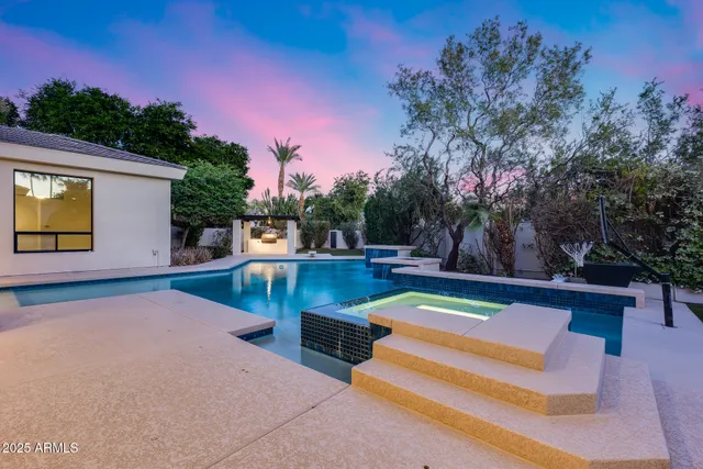 $1,950,000 | 1101 East Warner Road, Unit 117, Tempe, AZ 85284