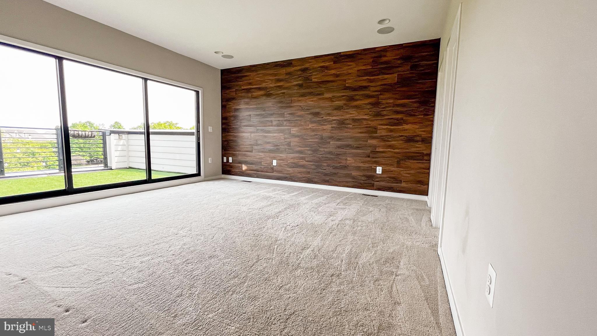 22905 Emberbrook Circle Brambleton, VA 20148 - Photo 10 of 19