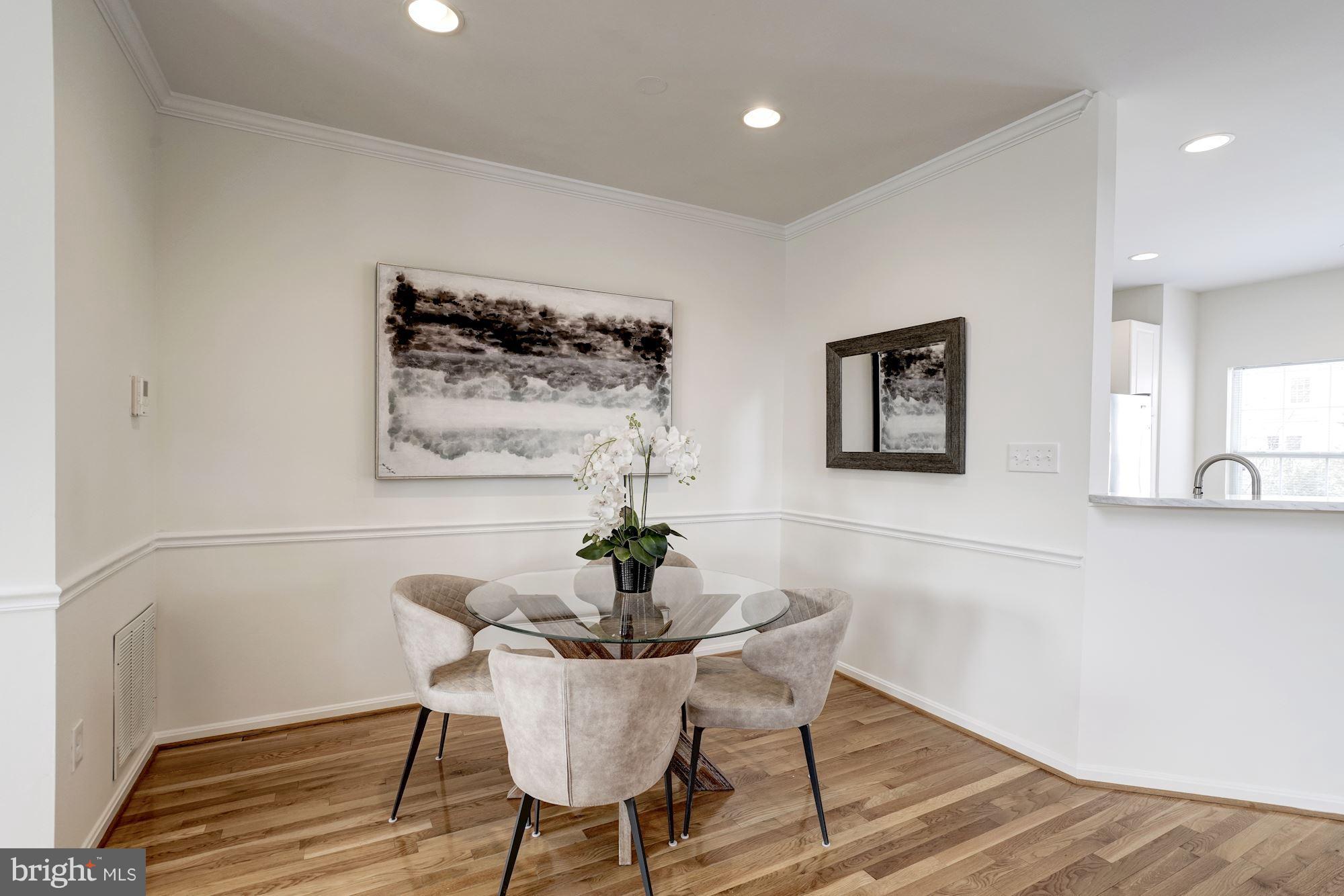 12007 Edgemere Circle Reston, VA 20190 - Photo 3 of 19 Dining Room