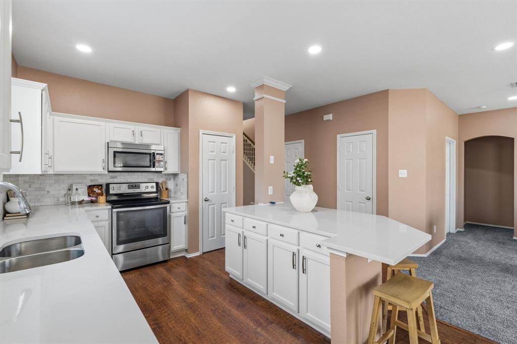 10708 Bluestone Road Fort Worth, TX 76108 - Photo 17 of 40 Gallery Image 17