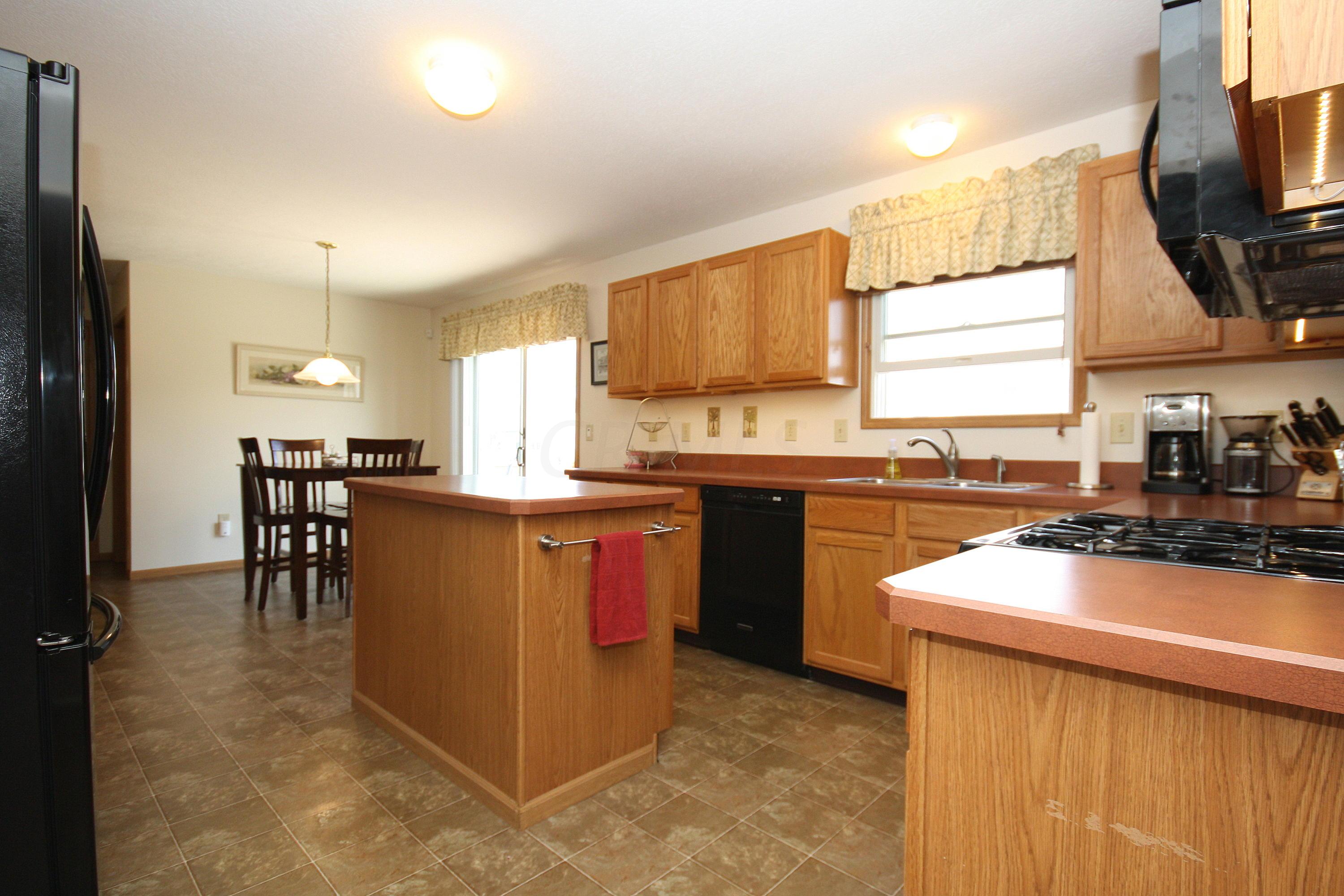 390 Ruffin Drive Galloway, OH 43119 - Photo 12 of 44 Gallery Image 12