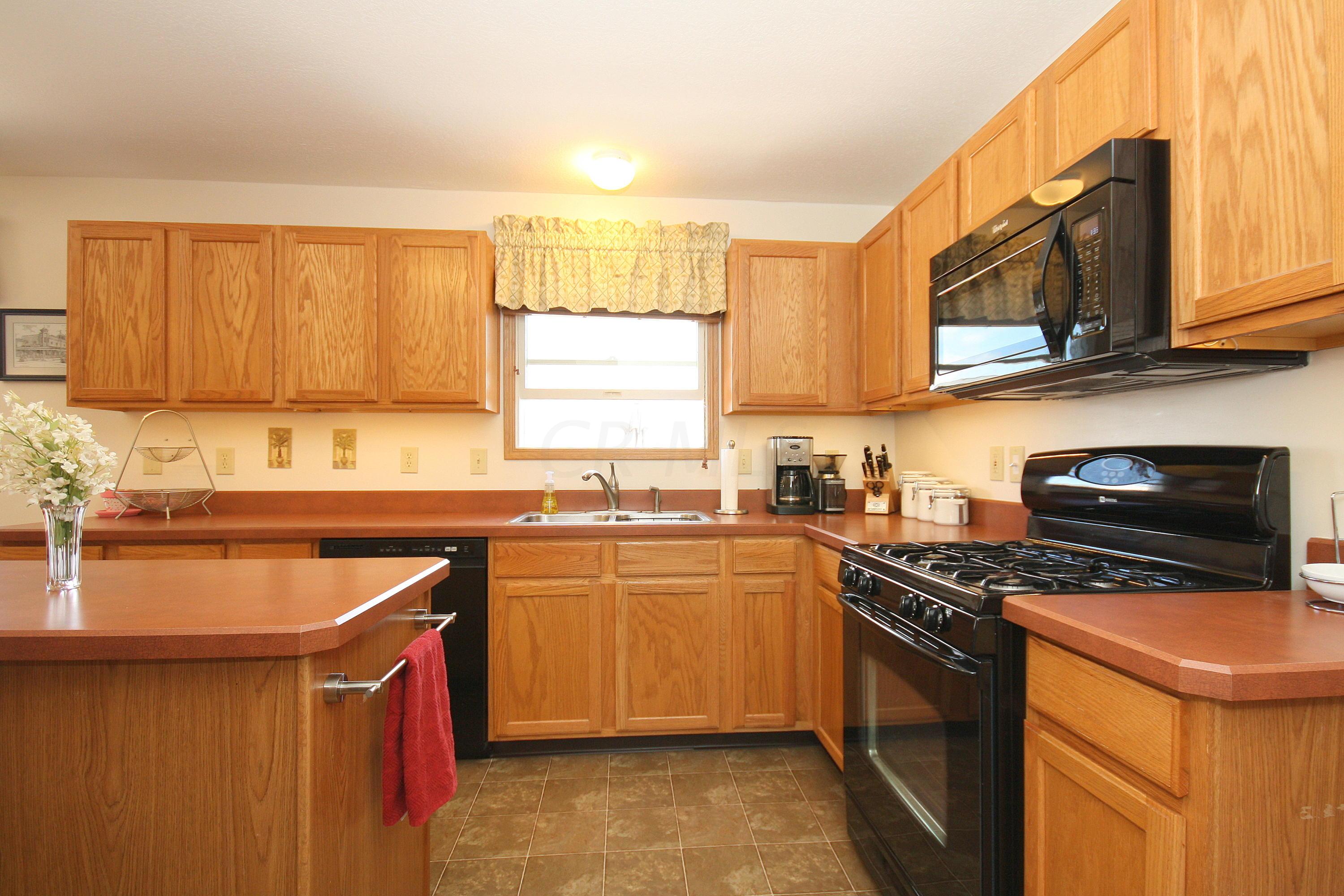 390 Ruffin Drive Galloway, OH 43119 - Photo 13 of 44 Gallery Image 13