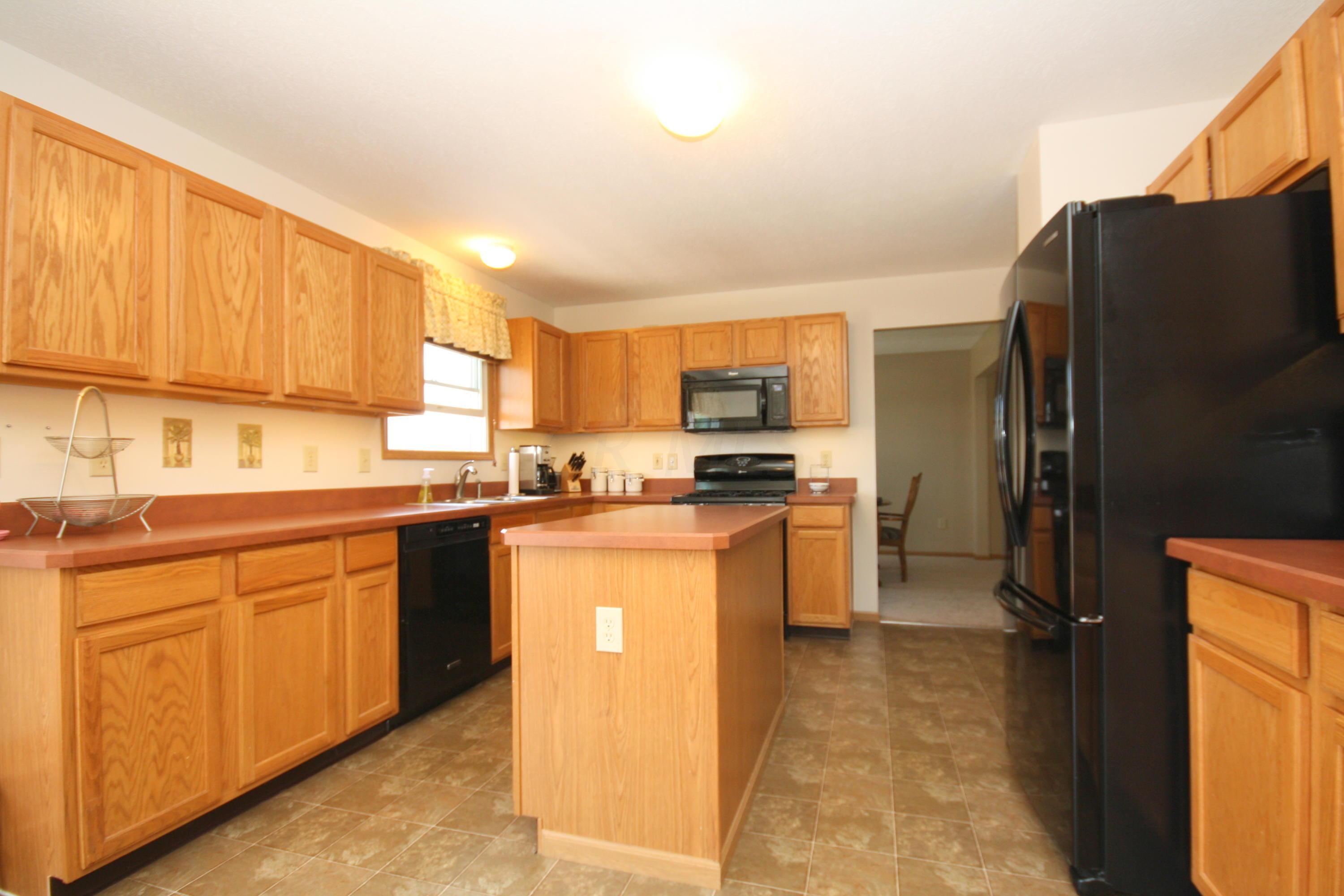 390 Ruffin Drive Galloway, OH 43119 - Photo 17 of 44 Gallery Image 17