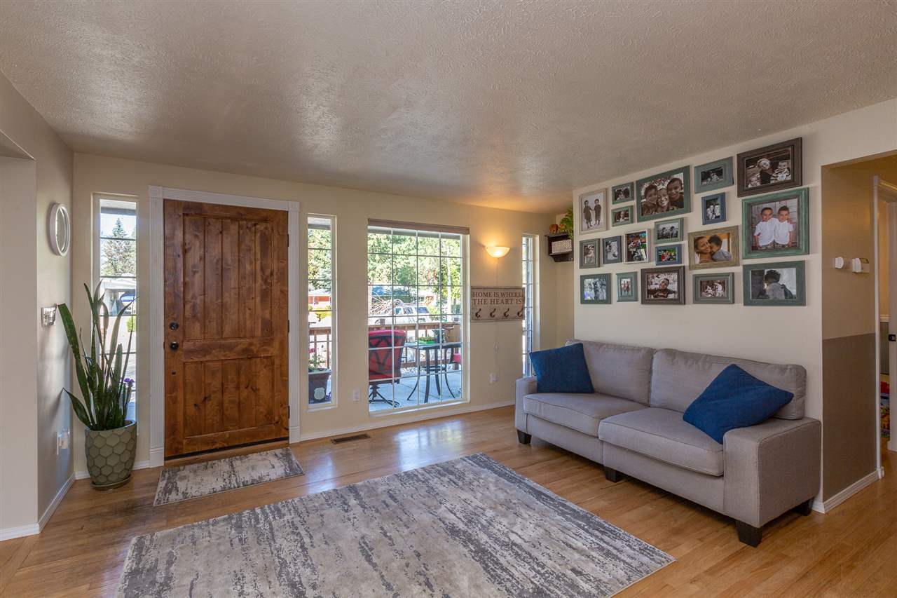 1623 South Morrow Road Spokane Valley, WA 99216 - Photo 4 of 20