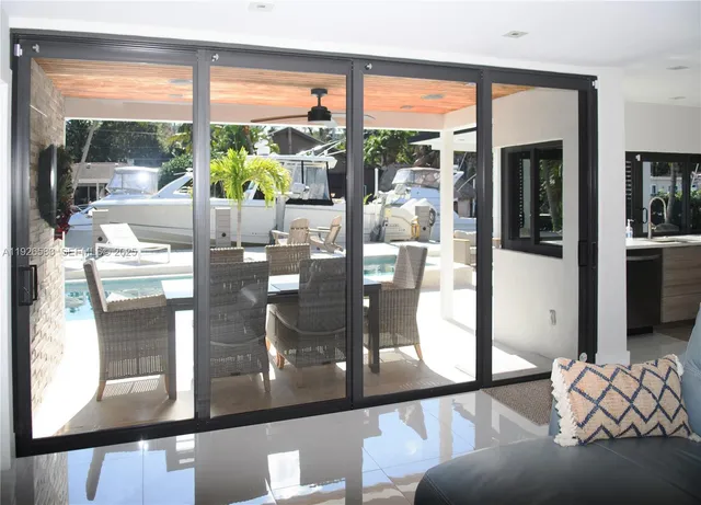 $1,959,990 | 2734 Southeast 14th Street, Pompano Beach, FL 33062