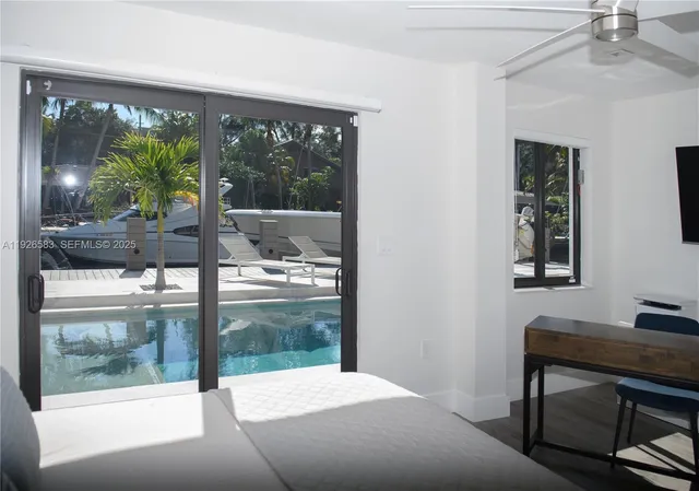 $1,959,990 | 2734 Southeast 14th Street, Pompano Beach, FL 33062