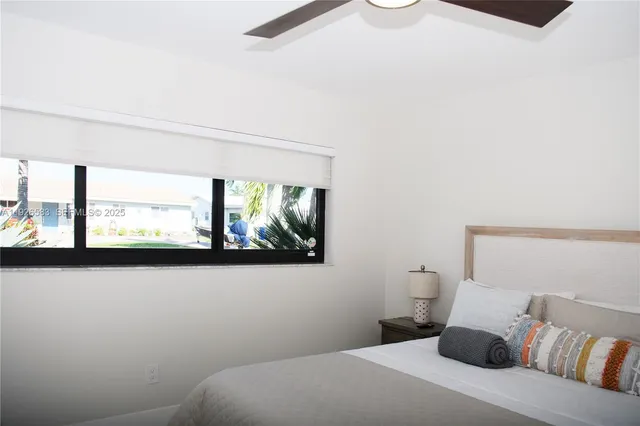 $1,959,990 | 2734 Southeast 14th Street, Pompano Beach, FL 33062