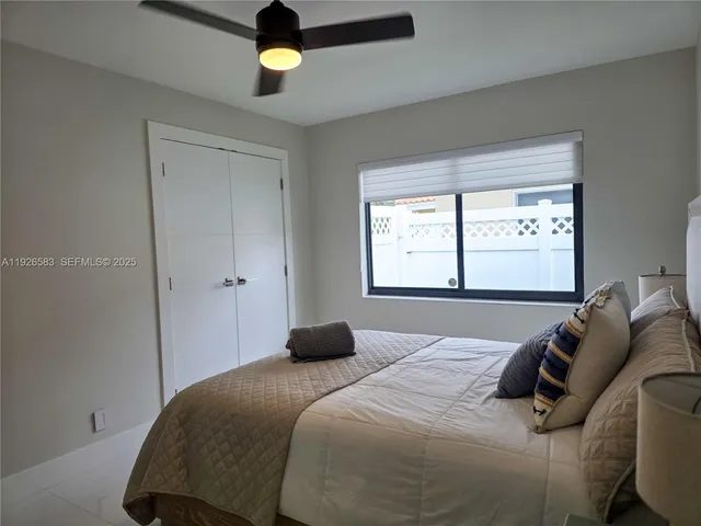 $1,959,990 | 2734 Southeast 14th Street, Pompano Beach, FL 33062