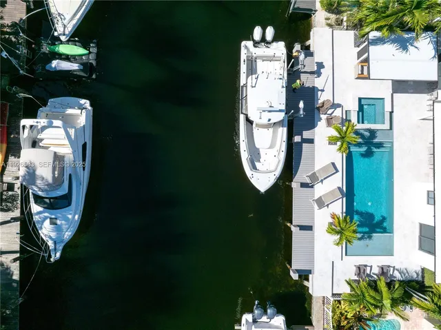 $1,959,990 | 2734 Southeast 14th Street, Pompano Beach, FL 33062