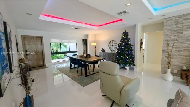 $1,959,990 | 2734 Southeast 14th Street, Pompano Beach, FL 33062
