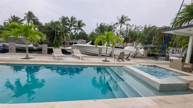 $1,959,990 | 2734 Southeast 14th Street, Pompano Beach, FL 33062
