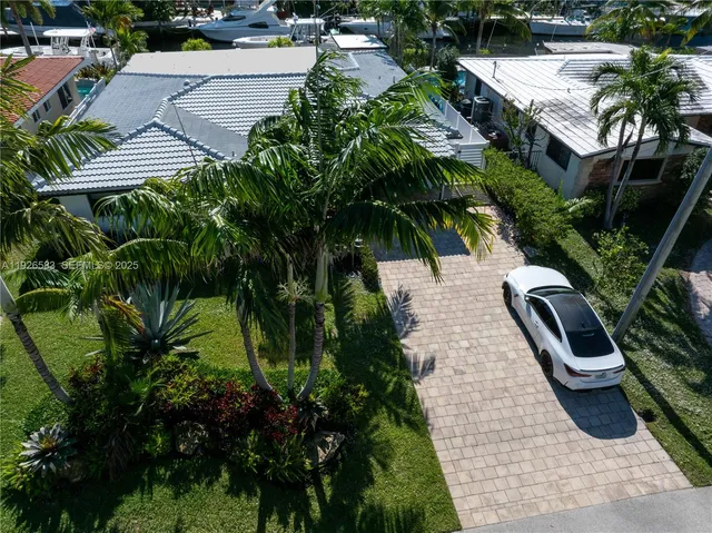 $1,959,990 | 2734 Southeast 14th Street, Pompano Beach, FL 33062