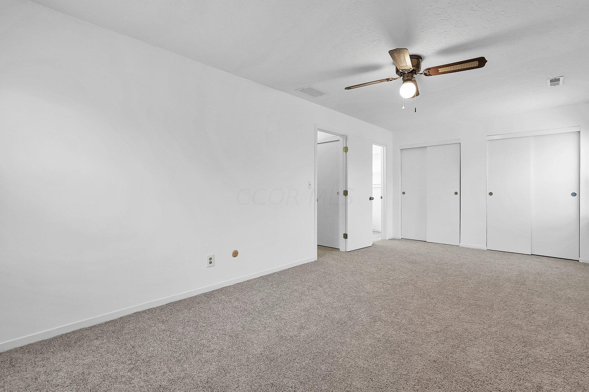 5921 Parkglen Road Galloway, OH 43119 - Photo 14 of 29 Primary Suite w/2 closets