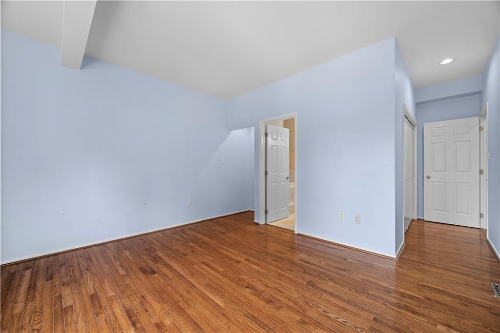 4700 Ellsworth Avenue, Unit 7 Pittsburgh, PA 15213 - Photo 12 of 18