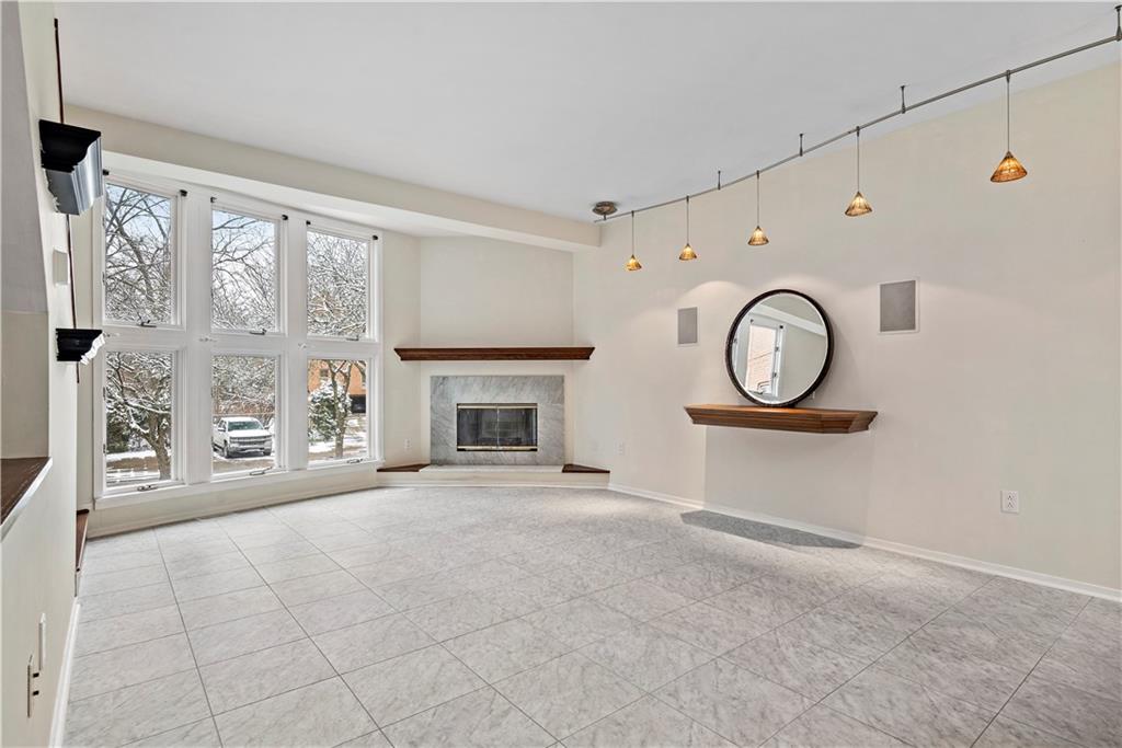 4700 Ellsworth Avenue, Unit 7 Pittsburgh, PA 15213 - Photo 2 of 18