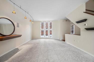 4700 Ellsworth Avenue, Unit 7 Pittsburgh, PA 15213 - Photo 4 of 18