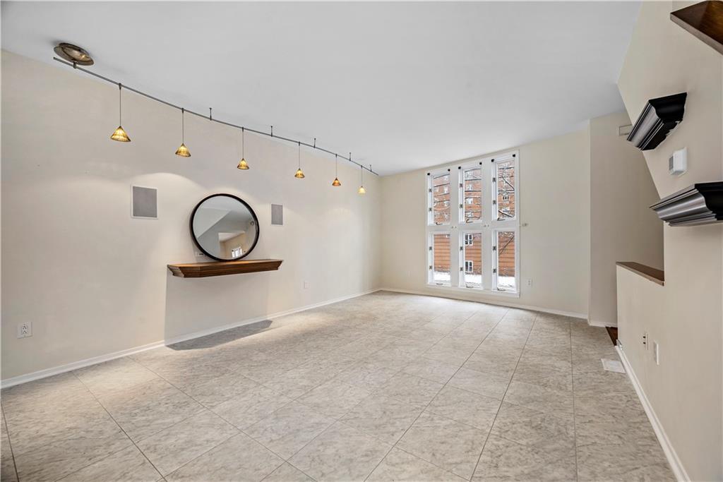 4700 Ellsworth Avenue, Unit 7 Pittsburgh, PA 15213 - Photo 5 of 18