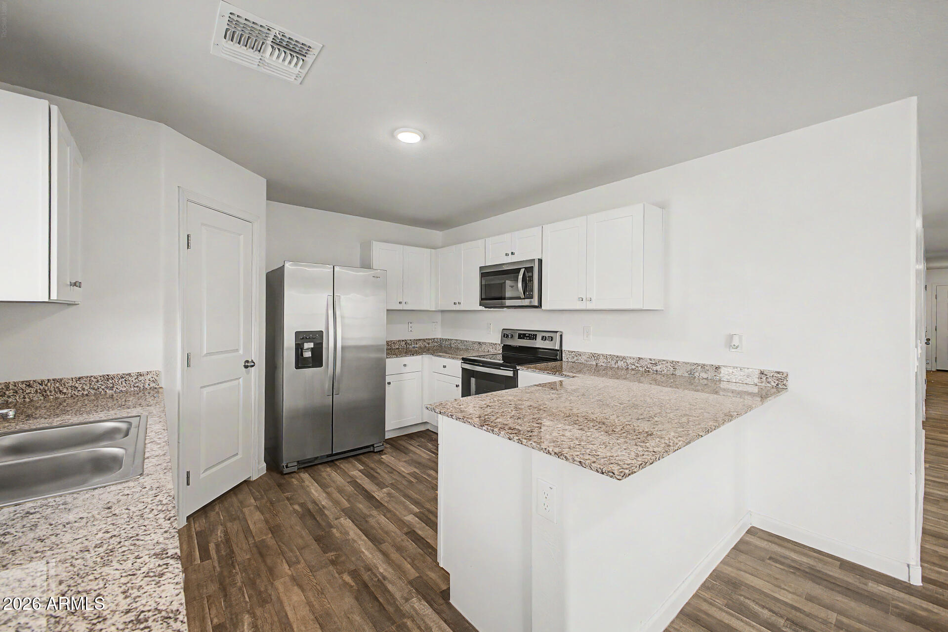 16015 South Naviska Road Arizona City, AZ 85123 - Photo 10 of 31
