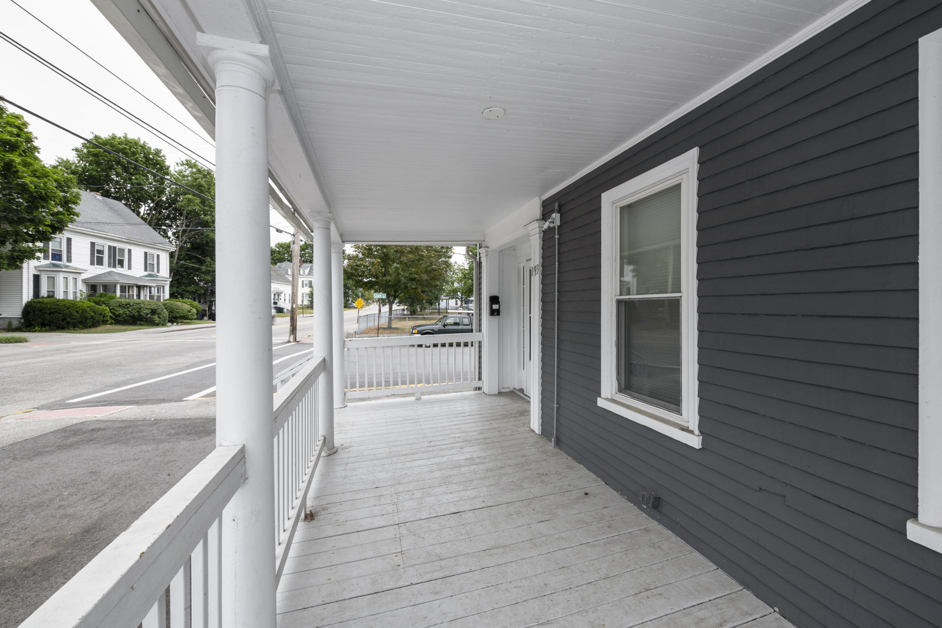 193 Alfred Street Biddeford, ME 04005 - Photo 3 of 24 003-photo-8525298
