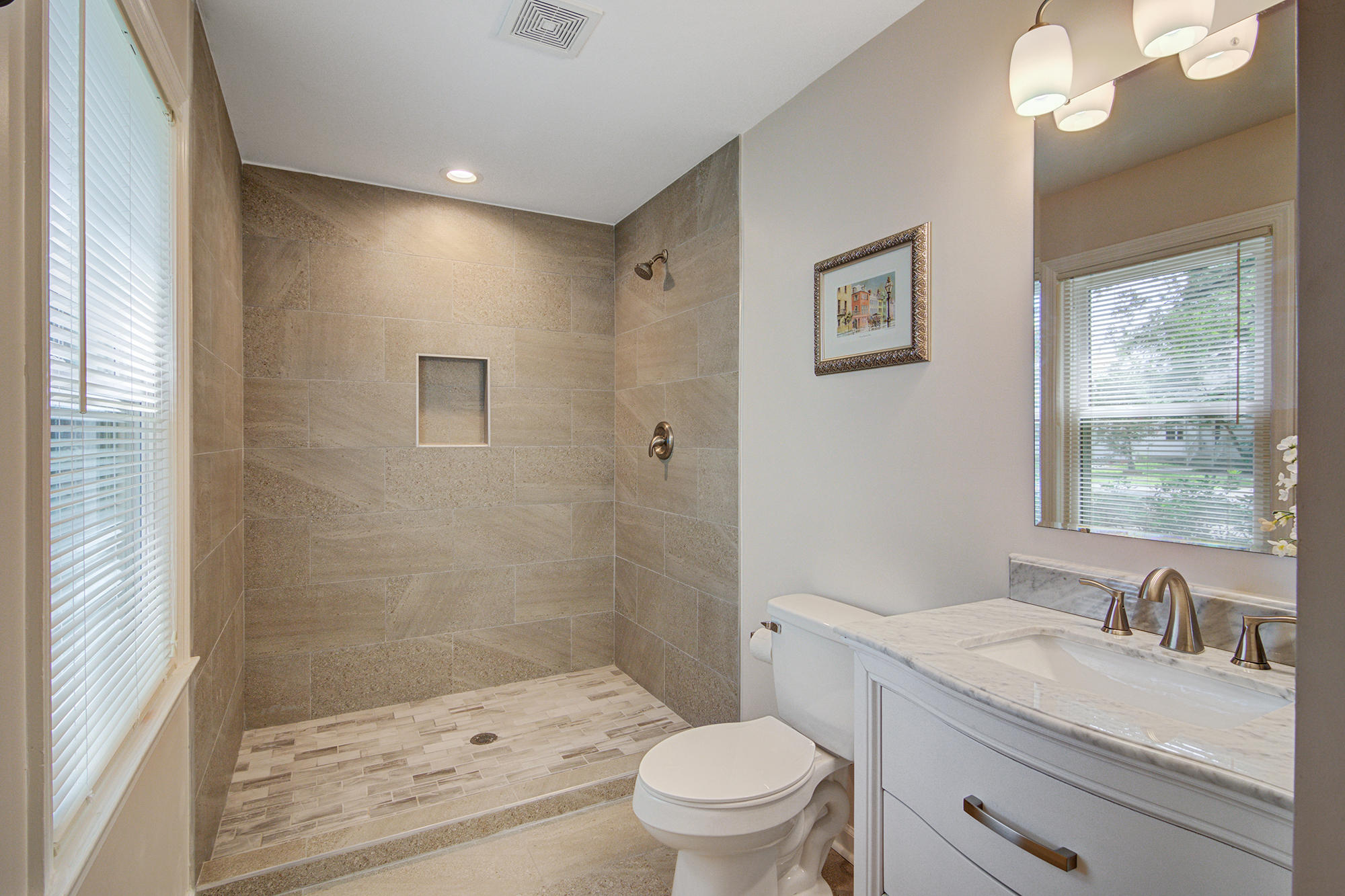 842 Fort Johnson Road Charleston, SC 29412 - Photo 6 of 32 Downstairs Full Bathroom