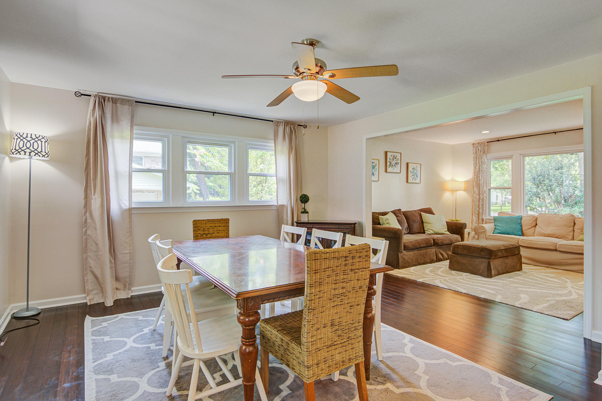 842 Fort Johnson Road Charleston, SC 29412 - Photo 8 of 32 Looking back...