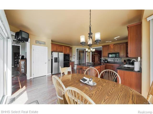 48391 Inveraray Road Canton, MI 48188 - Photo 17 of 41 GetMedia (15).jpg