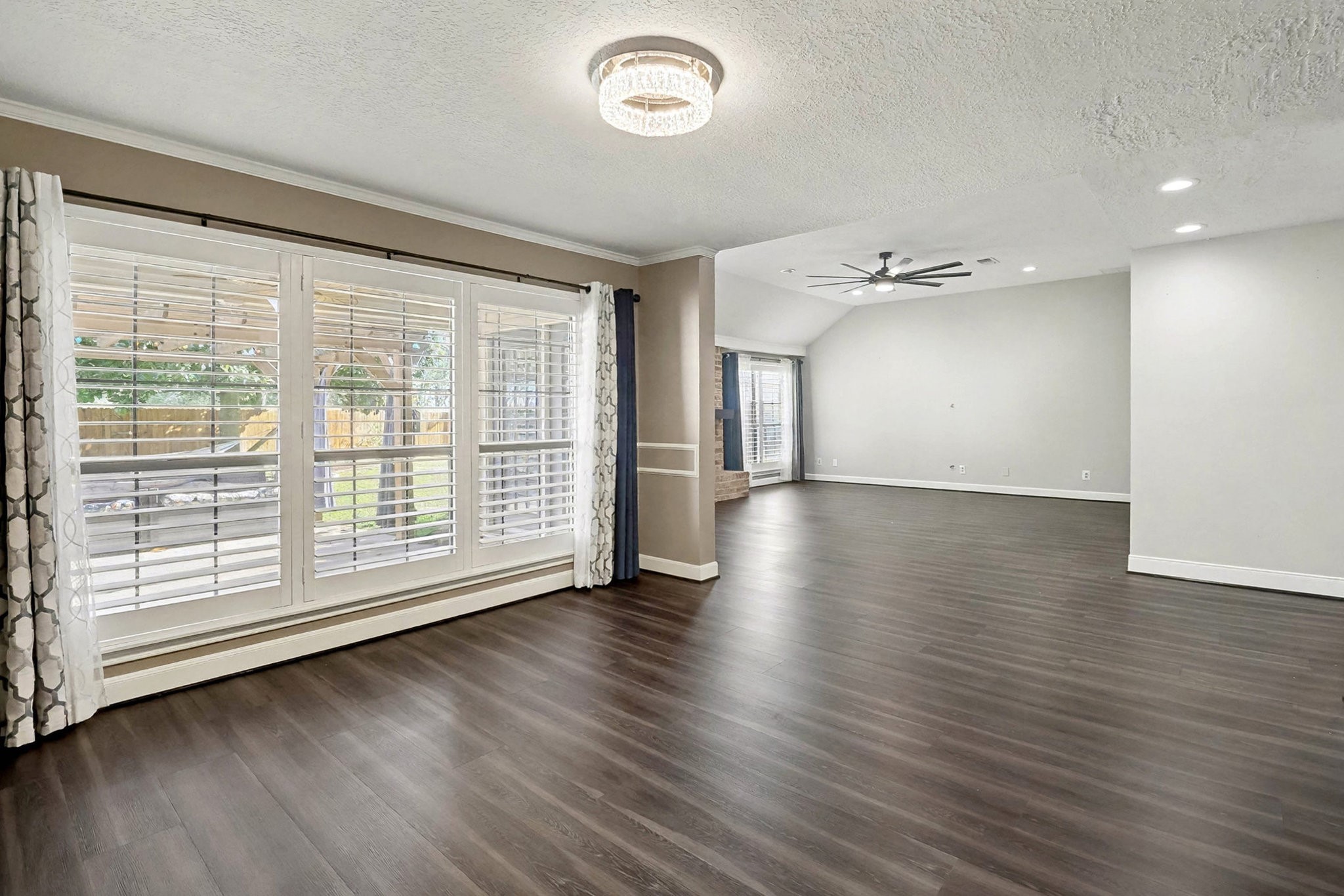 1402 Copperfield Court Richmond, TX 77406 - Photo 12 of 35