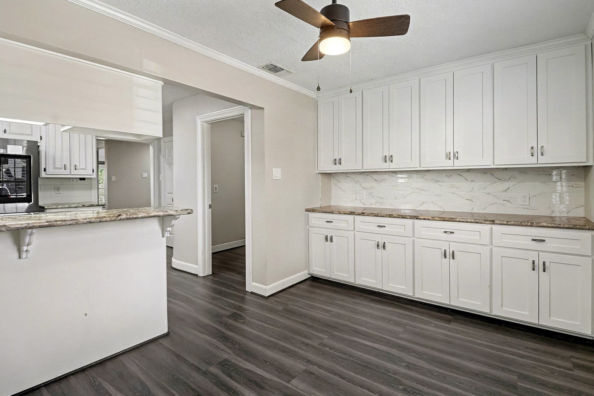 1402 Copperfield Court Richmond, TX 77406 - Photo 13 of 35