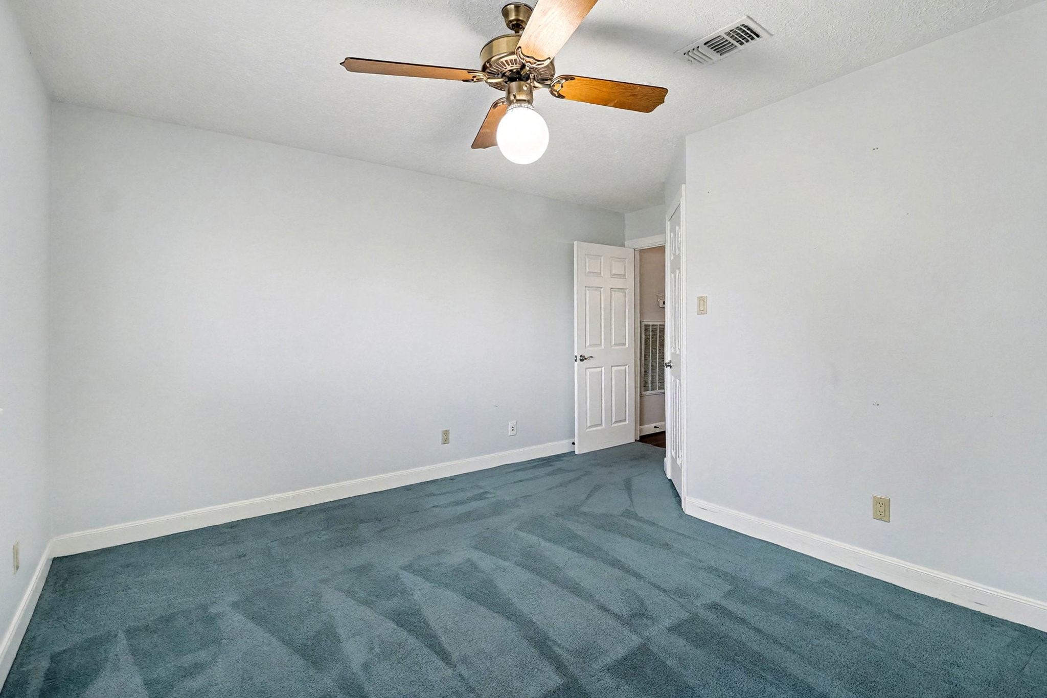 1402 Copperfield Court Richmond, TX 77406 - Photo 26 of 35