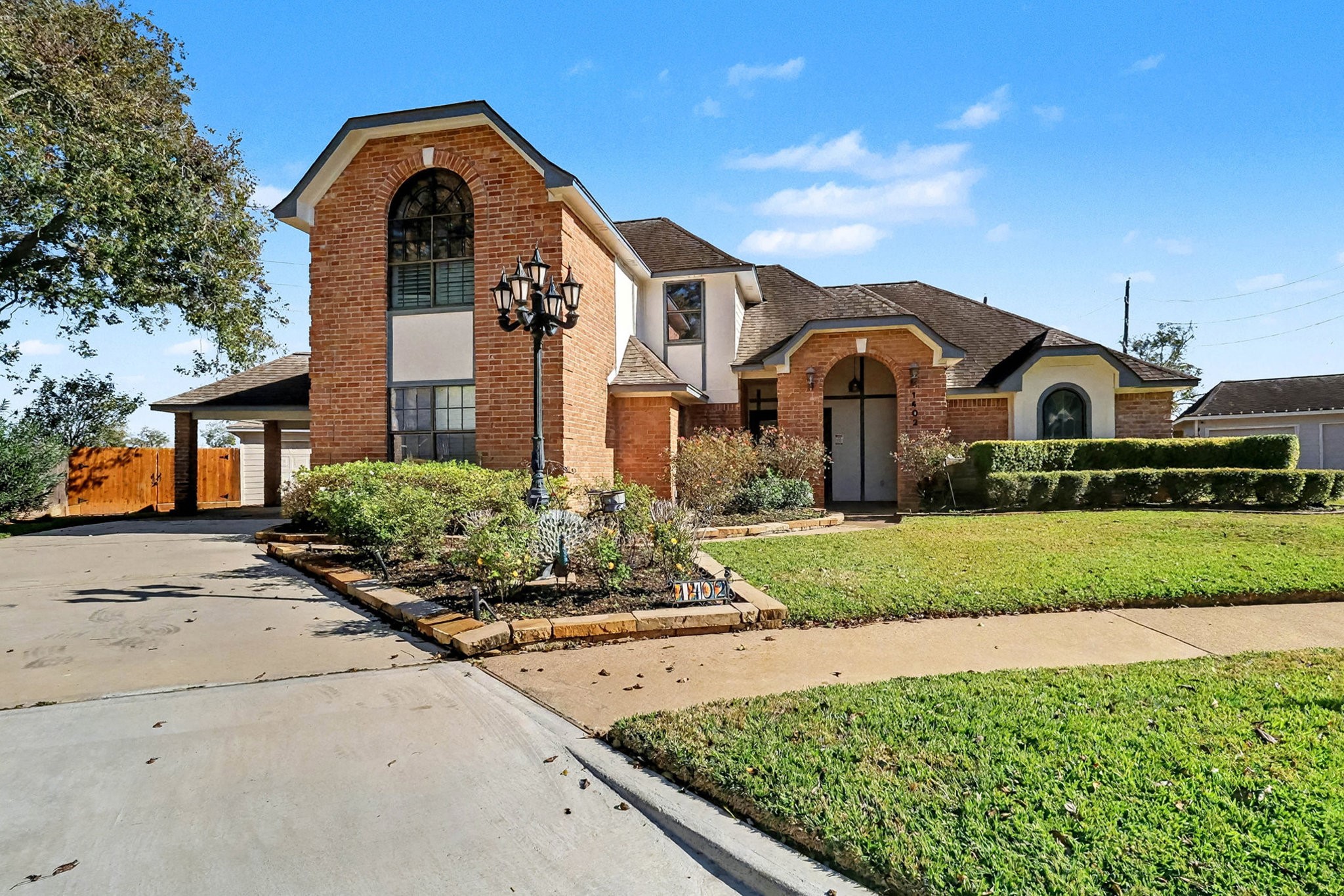 1402 Copperfield Court Richmond, TX 77406 - Photo 4 of 35