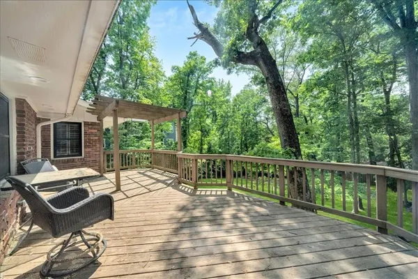 $5,500 | 5592 Colton Drive Northeast, Atlanta, GA 30342