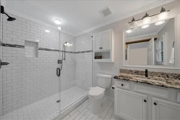 $5,500 | 5592 Colton Drive Northeast, Atlanta, GA 30342